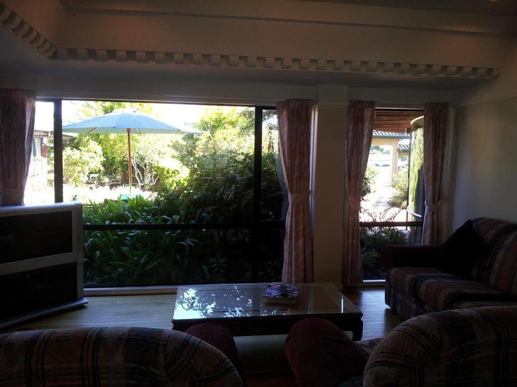 Aloha Lodge Beachside Accommodation Nelson Exteriör bild